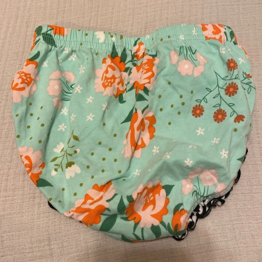 MATILDA JANE. Baby girl diaper cover.